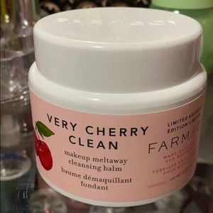 Farmacy very cherry clean